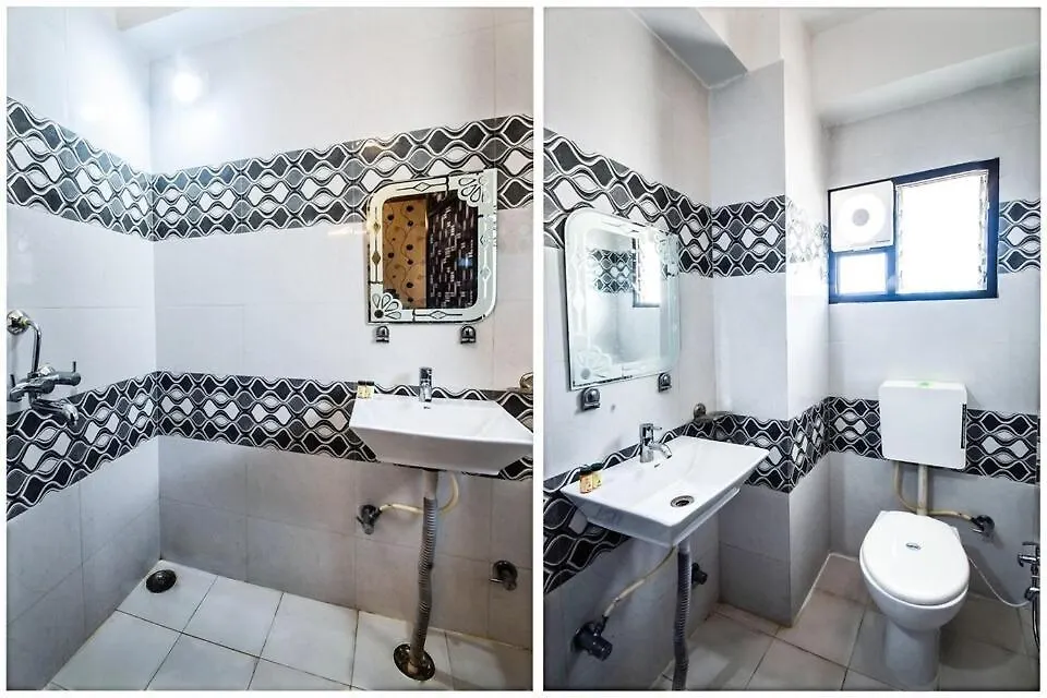 Amrapali Near Ca Circle Sec -14 Udaipur Hotell